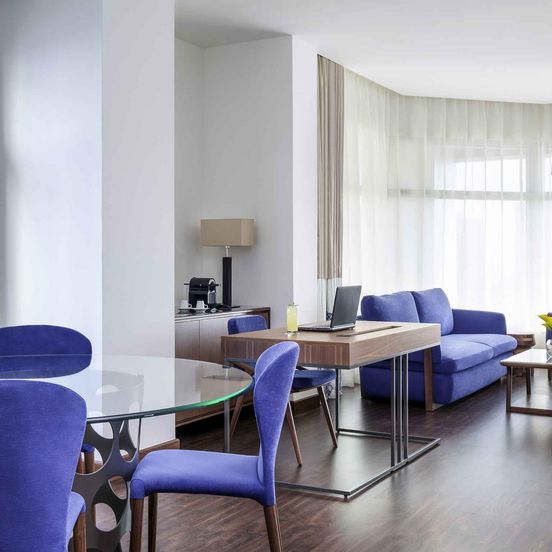 Novotel Jeddah Tahlia Street image 1