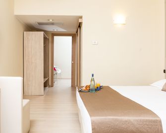 Helios Hotel - Monza - Sypialnia