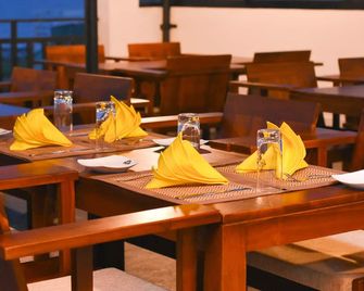 Asian Grand Hotel - Negombo - Restaurant