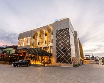 Best Western Batang Garing - Palangkaraya - Building