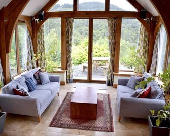 Ardnoe House, Crinan, Argyll Pa31 8sw - Lochgilphead - Living room