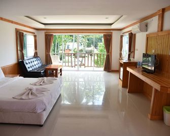 زد-تاتش لايب أيلاند ريزورت - جزيرة كو ليبي - غرفة نوم