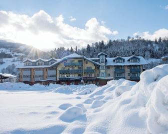 B&B das Alpinhotel Maistatt - שלאדמינג - בניין