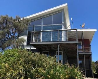 Pitcher Vista - Port Campbell - Κτίριο