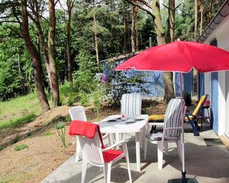Holiday Home Waldhäuser-2 by Interhome - Fürstenberg/Havel - Innenhof