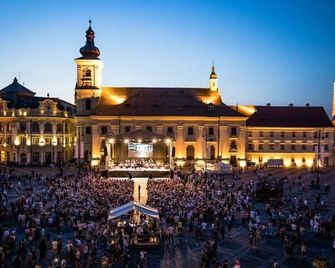 Floasiu Residence Guesthouse - Hermannstadt - Gebäude