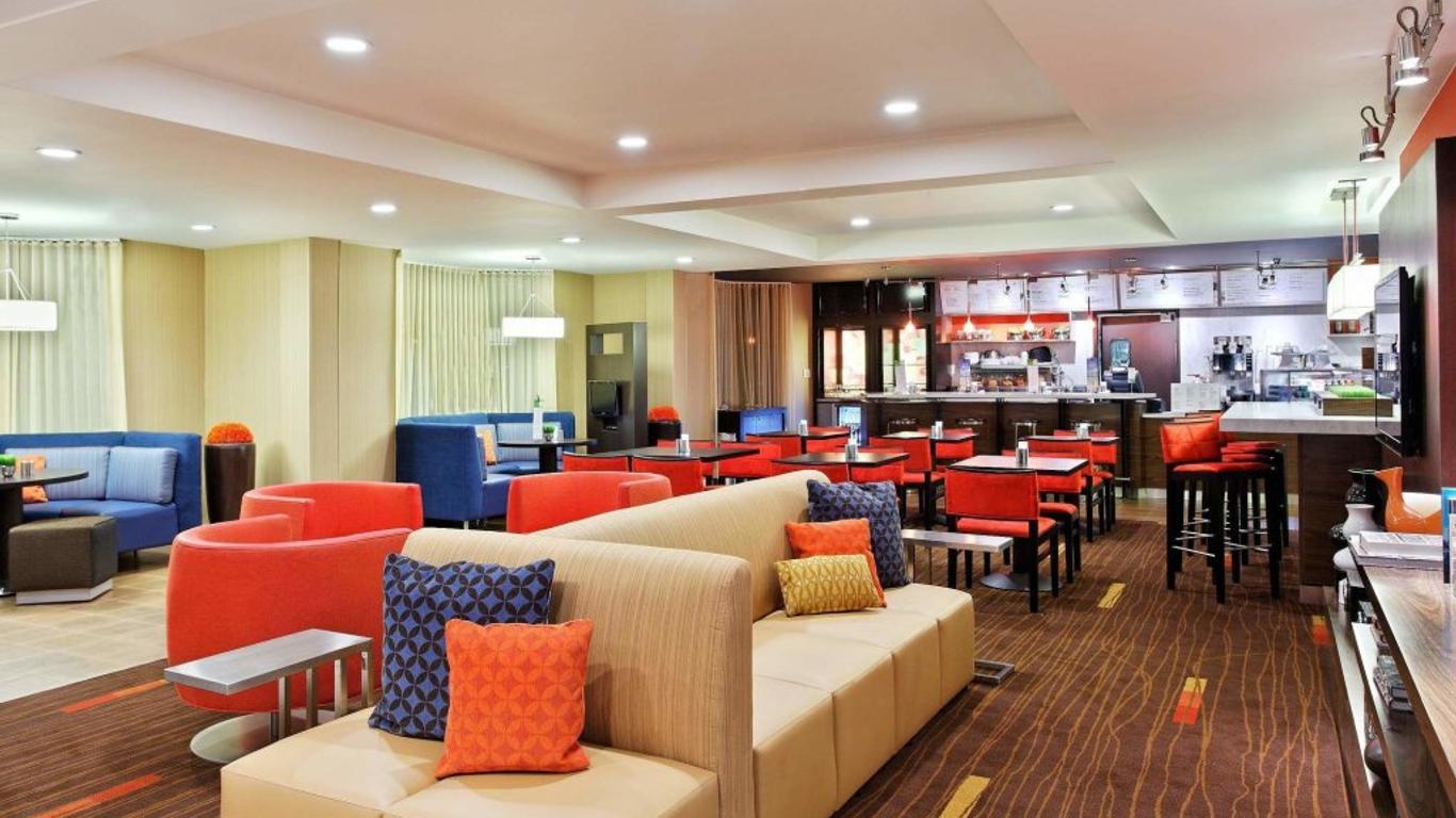 Courtyard by Marriott Knoxville Cedar Bluff