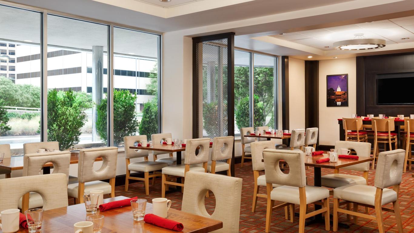 Holiday Inn National Airport/Crystal City By IHG