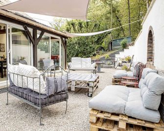 Chambres d hôtes Au Chat Verrier, espace bien-être - Bagneaux-sur-Loing - Innenhof