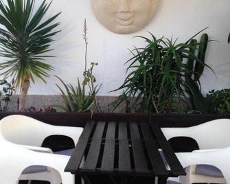 Boutique Hostal 'Casa Justa' - Mojácar - Patio