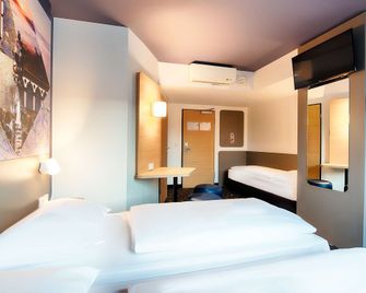 B&B Hotel Kaiserslautern - Kaiserslautern - Habitación