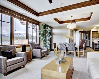 One Ski Hill Place, a RockResort, by Vail Resorts - Breckenridge