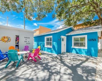 LUNA Cottage, Best Experience in IRB, new AC, totally remodeled, free parking - Indian Rocks Beach - Patio