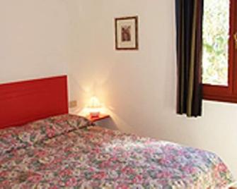 Holiday home in Golfo Aranci 100 meters from the beach for 4 people. - Golfo Aranci - Camera da letto