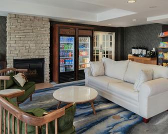 Fairfield Inn & Suites by Marriott Dayton Troy - Troy - Wohnzimmer