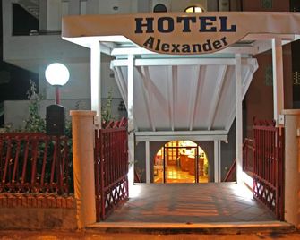 Hotel Alexander - Giardini Naxos - Building