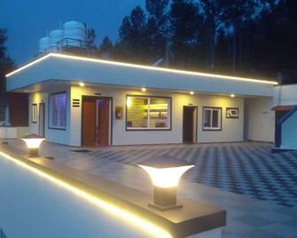 Aira Residency - Kotagiri - Building