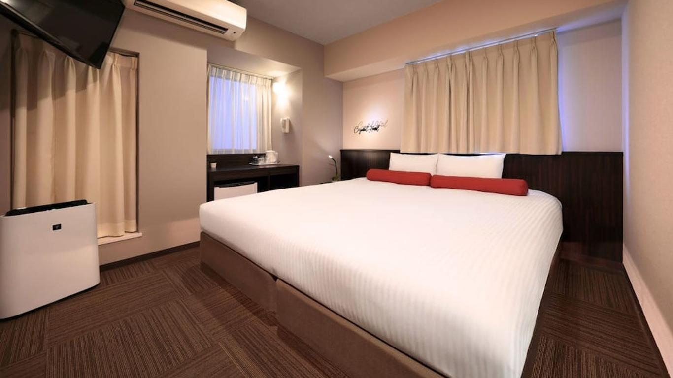 Nipponbashi Crystal Hotel