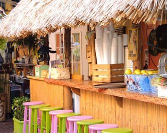 The Bermuda Suite At Old Colorado Inn - Stuart - Bar