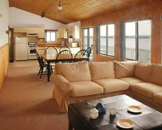 Sands on Golden Lake - Killaloe - Sala de estar