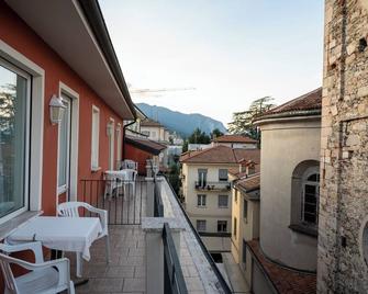 Hotel Moderno - Stresa - Parveke