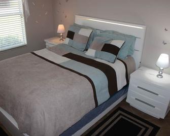 Reserve The Best Home At Summerhill Now - The Villages - Bedroom