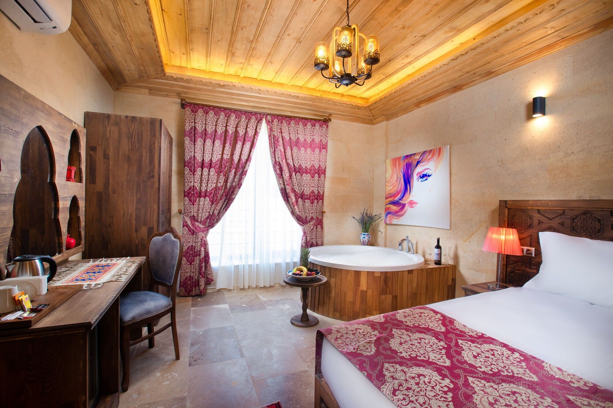 Cappadocia Pyramid Stone House - Uchisar