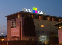 Hotel Tabor - Maribor - Building