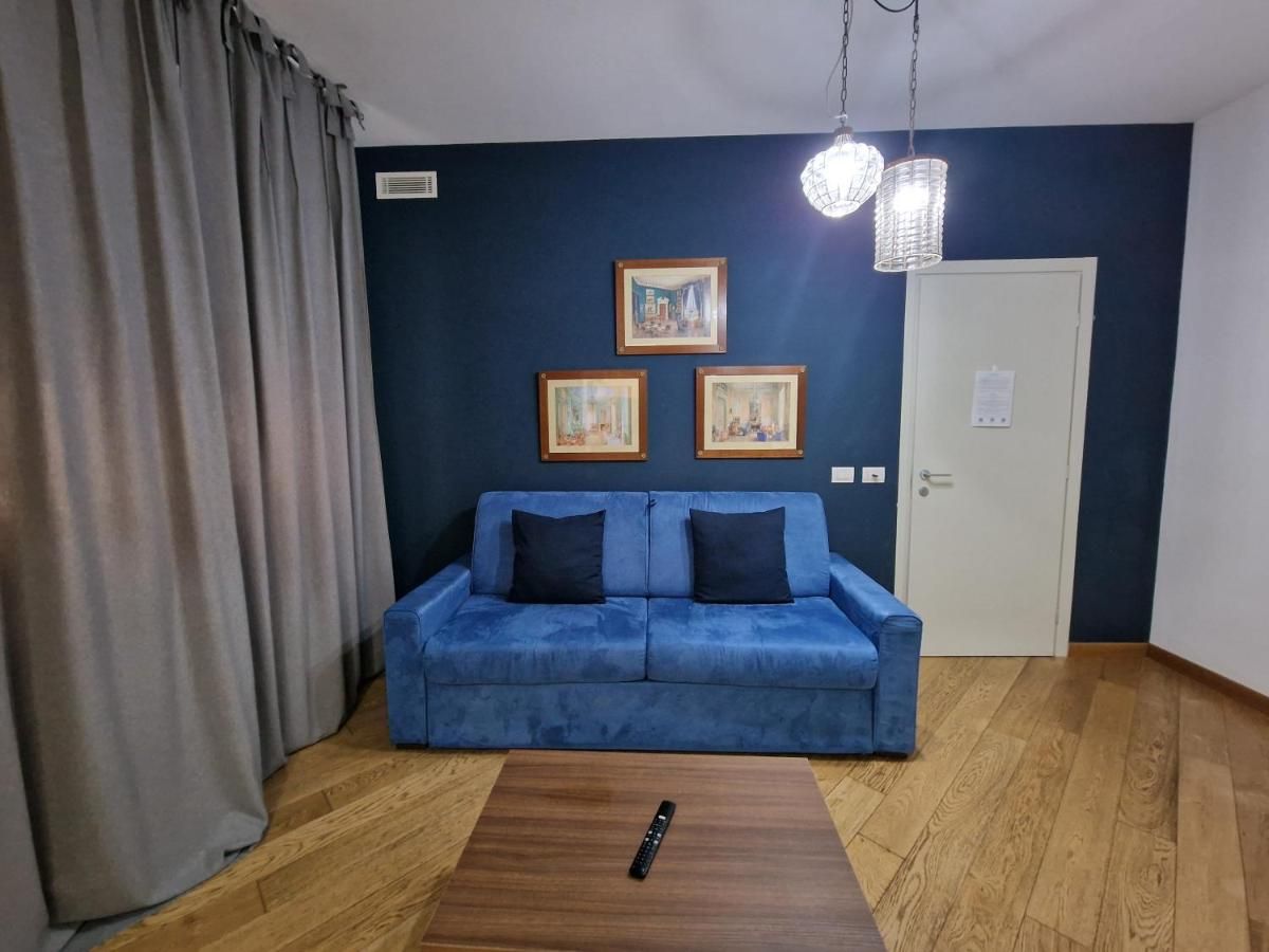 Living room view of U Genova