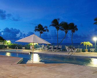 Club St. Croix Beach and Tennis Resort - Christiansted - Pool