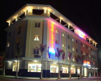Ha Long Chau Doc Hotel - Chau Doc - Building