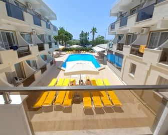 Mulka Hotel - Ayvalık - Piscina