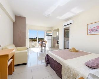 Kama Lifestyle Apartments - Paralímni