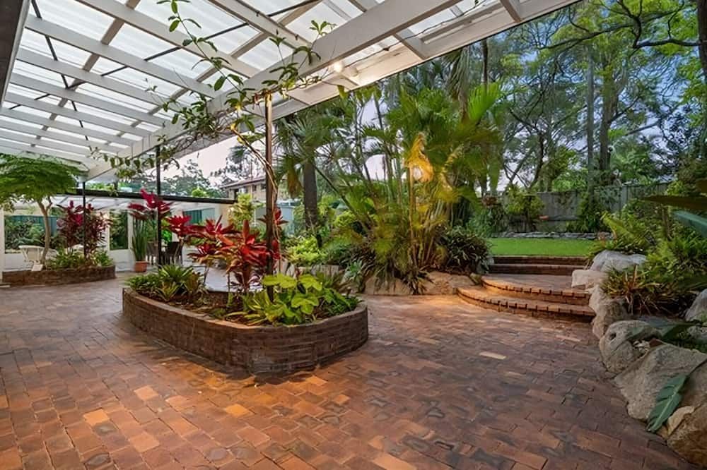 Entire 4-Bedroom Home — Convenient Access to Brisbane and the Gold Coast - Springwood - Lobby