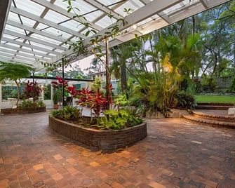 Entire 4-Bedroom Home — Convenient Access to Brisbane and the Gold Coast - Springwood - Lobby