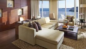 Mandarin Oriental Miami - Miami - Living room