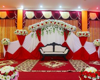 Juli Reception Hotel - Mannar - Recepción