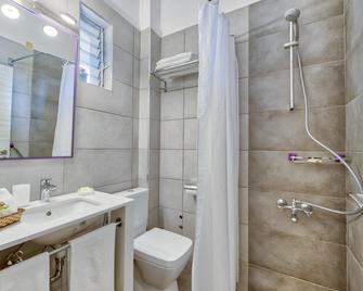 Aquarius Hotel - Vasilikos - Bad