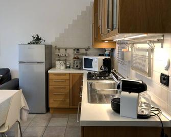 Cadillac apartment - Venice - Kitchen