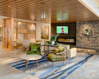 Fairfield Inn and Suites by Marriott Northfield - Northfield - Lounge