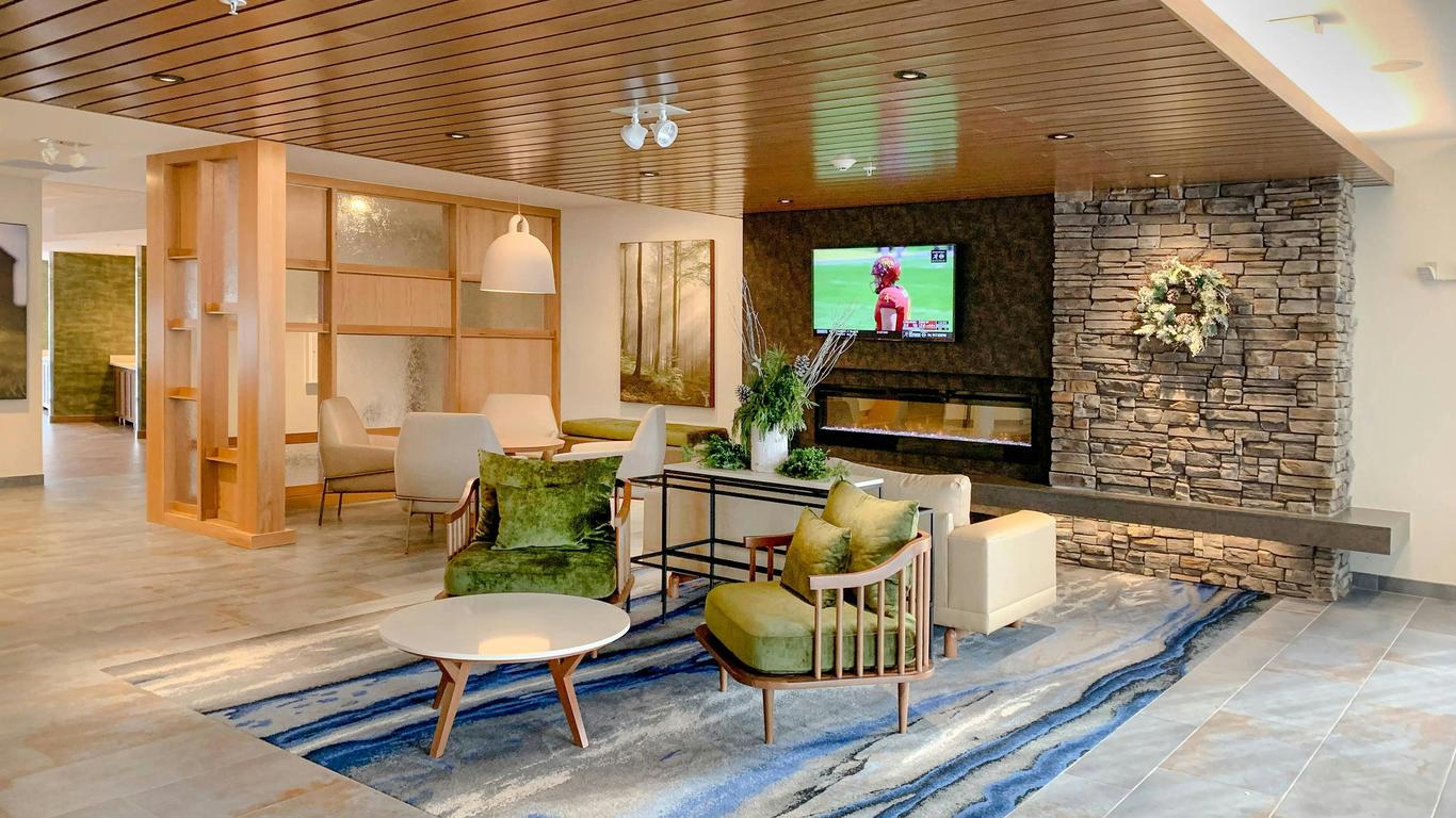 Fairfield Inn and Suites by Marriott Northfield