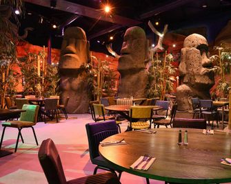 Hex Wildlife Hotel at Yorkshire Wildlife Park - Doncaster - Restaurante