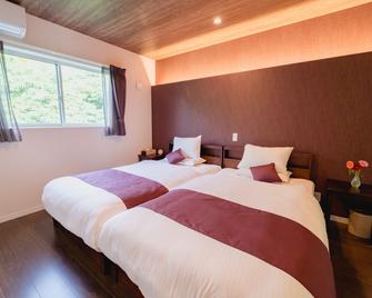 Beverly Hills Villa Miyakojima Resort - Miyakojima - Bedroom