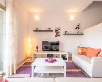 Astur - Moderno Chalet Con Piscina - Cala Blava - Sala de estar