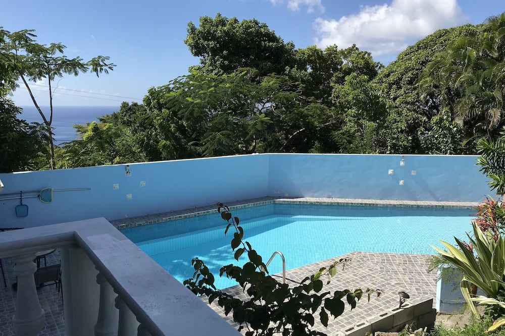 Oasis Villa for your perfect romantic getaway - Woodlands - حوض السباحة