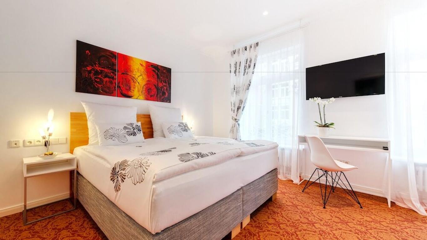 Art Hotel House One