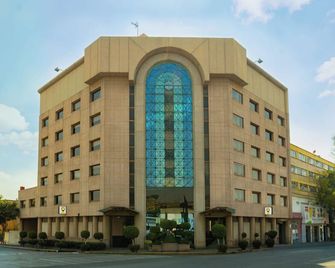 هوتل إسكالا سيلواشسشي - مكسيكو ستي - مبنى