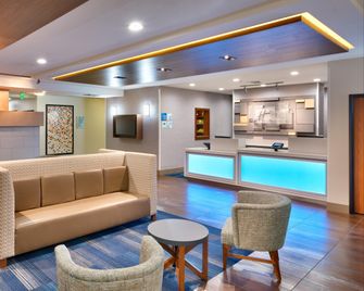 Holiday Inn Express & Suites Orem-North Provo By IHG - Orem - Lobby
