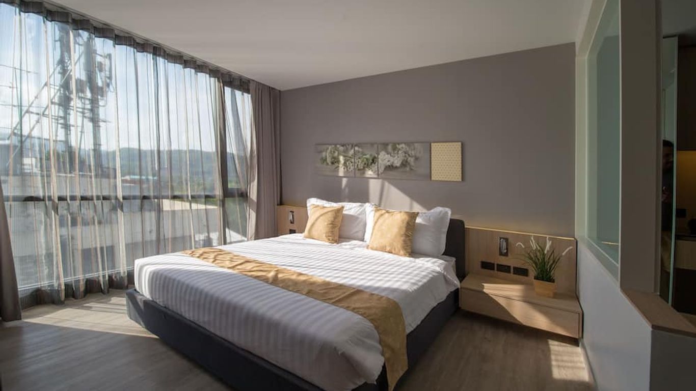 نيكا رايتشي هوتل