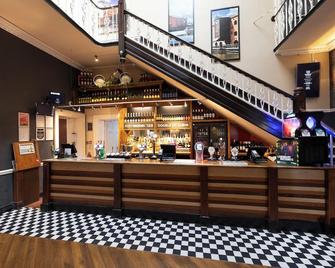 The Mount - Wigan - Bar